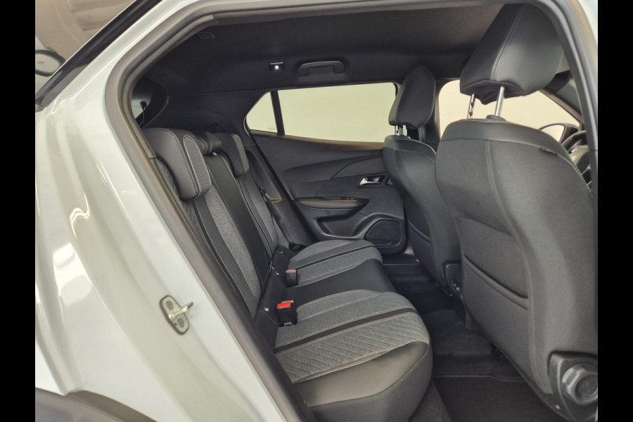 Peugeot 2008 1.2 PureTech 130 Allure Automaat | Navigatie | 360° Camera | Keyless Entry | Apple Carplay/Android Auto (Draadloos) |