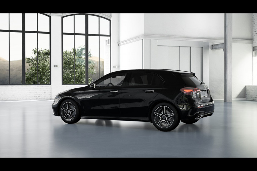Mercedes-Benz A-Klasse 180 Business Solution AMG | Nightpakket | Parkeerpakket met achteruitrijcamera | KEYLESS GO | Sfeerverlichting | MULTIBEAM LED | Extra USB-poorten | Verwarmde stoelen vooraan | Spiegelpakket |