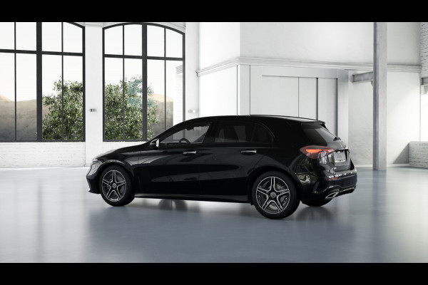 Mercedes-Benz A-Klasse 180 Business Solution AMG | Nightpakket | Parkeerpakket met achteruitrijcamera | KEYLESS GO | Sfeerverlichting | MULTIBEAM LED | Extra USB-poorten | Verwarmde stoelen vooraan | Spiegelpakket |