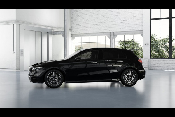 Mercedes-Benz A-Klasse 180 Business Solution AMG | Nightpakket | Parkeerpakket met achteruitrijcamera | KEYLESS GO | Sfeerverlichting | MULTIBEAM LED | Extra USB-poorten | Verwarmde stoelen vooraan | Spiegelpakket |