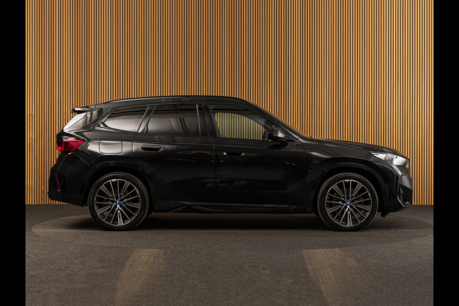BMW X1 xDrive30e M-SPORT-PANO-H/K-HUD-20"