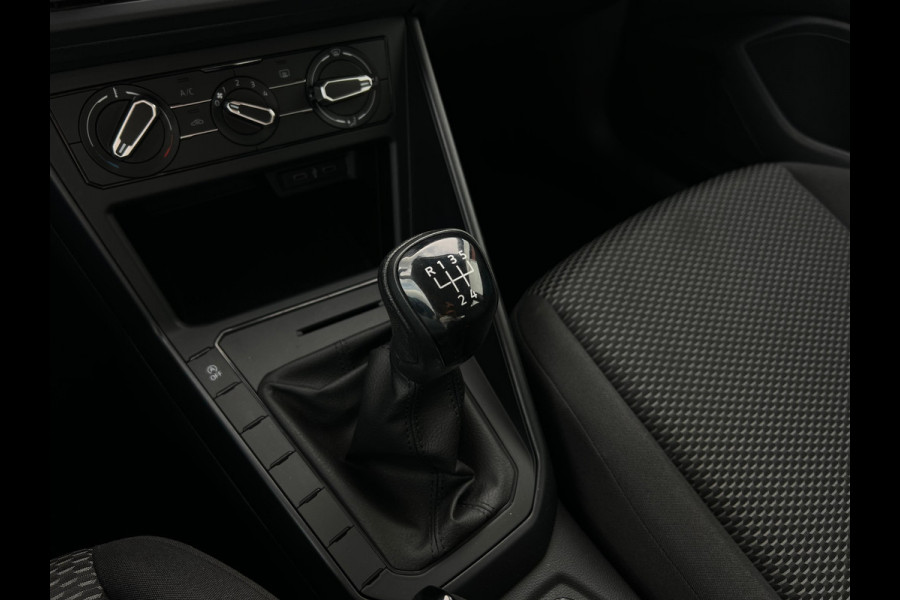 Volkswagen Polo 1.0 MPI Polo VELGEN | AIRCO | CARPLAY | LED | ! 2DE PINKSTERDAG GEOPEND VAN 10:00 UUR T/M 17:00 UUR