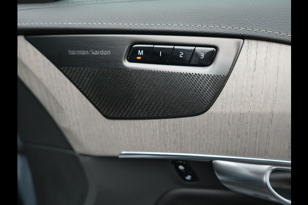 Volvo XC90 T8 Recharge AWD Plus Dark 456pk Plug In Hybrid Long Range PHEV | Panodak | Adaptive Cruise | Luxe Lederen Sportstoelen Memory & Ventilatie | 360 Camera | Harman Kardon | Google Maps | Keyless |