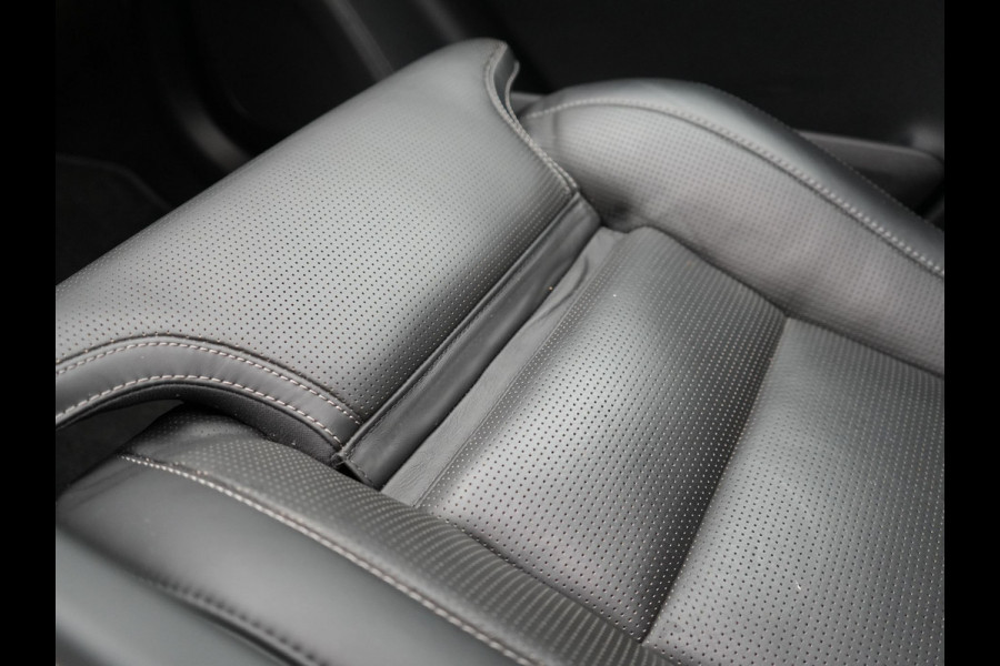 Volvo XC90 T8 Recharge AWD Plus Dark 456pk Plug In Hybrid Long Range PHEV | Panodak | Adaptive Cruise | Luxe Lederen Sportstoelen Memory & Ventilatie | 360 Camera | Harman Kardon | Google Maps | Keyless |