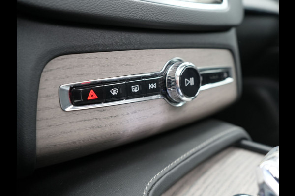 Volvo XC90 T8 Recharge AWD Plus Dark 456pk Plug In Hybrid Long Range PHEV | Panodak | Adaptive Cruise | Luxe Lederen Sportstoelen Memory & Ventilatie | 360 Camera | Harman Kardon | Google Maps | Keyless |