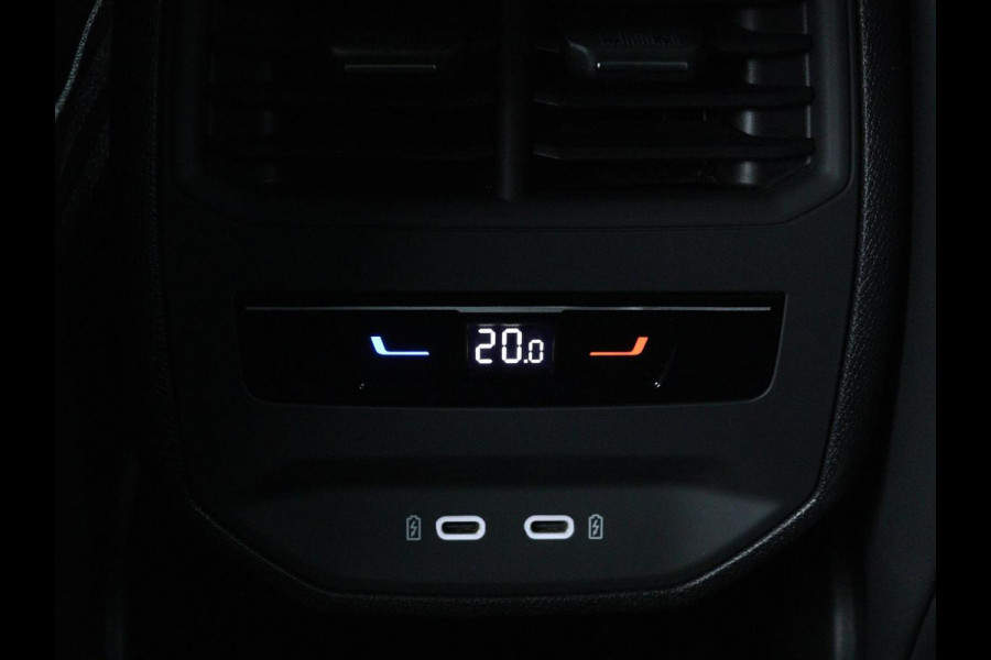 CUPRA Formentor 1.4 e-Hybrid | Leder | Stoel & stuurverwarming | Adaptive cruise | Memory | Full LED | Keyless | Sfeerverlichting | Bluetooth