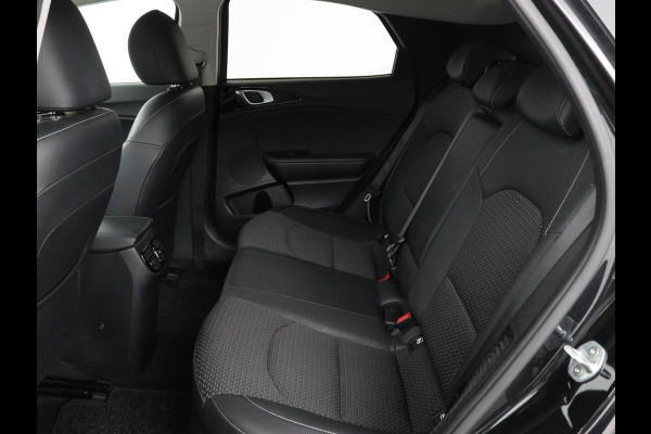 Kia Xceed 1.6 GDI PHEV | Carplay | Navigatie | Half leder | Climate control | Keyless | Full LED | Cruise control | Bluetooth