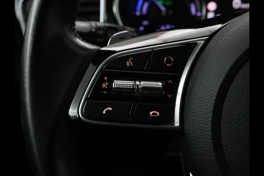 Kia Xceed 1.6 GDI PHEV | Carplay | Navigatie | Half leder | Climate control | Keyless | Full LED | Cruise control | Bluetooth