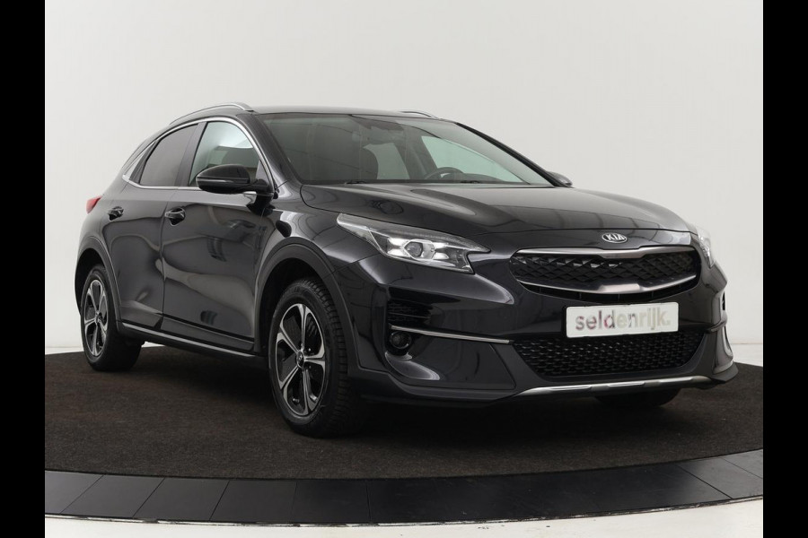 Kia Xceed 1.6 GDI PHEV | Carplay | Navigatie | Half leder | Climate control | Keyless | Full LED | Cruise control | Bluetooth