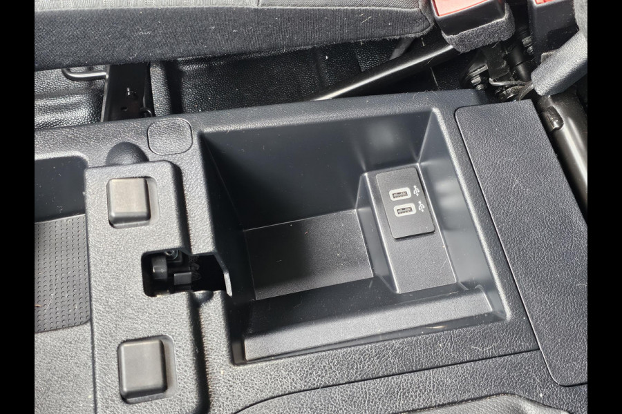 Ford Transit Connect 1.0 Ecoboost L2 Trend | Adaptive cruise control | Scherm Apple Carplay/Android Auto | Camera | Trekhaak | Stoel + Bijrijdersbank