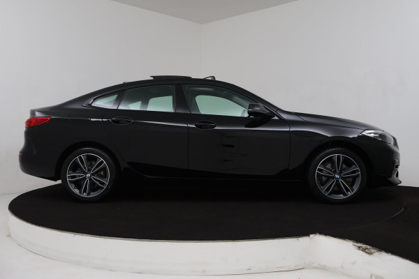 BMW 2 Serie Gran Coupé 218i High Executive Edition (PANORAMADAK, PARKEERSENSOREN, CRUISE, CAMERA, NAVIGATIE, STOELVERWARMING)