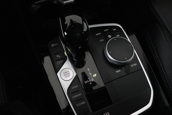 BMW 2 Serie Gran Coupé 218i High Executive Edition (PANORAMADAK, PARKEERSENSOREN, CRUISE, CAMERA, NAVIGATIE, STOELVERWARMING)