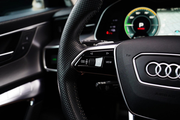 Audi A6 Limousine 55 TFSI e quattro Competition | S6 Look | 360 / 3D Camera | Achterbank verwarming
