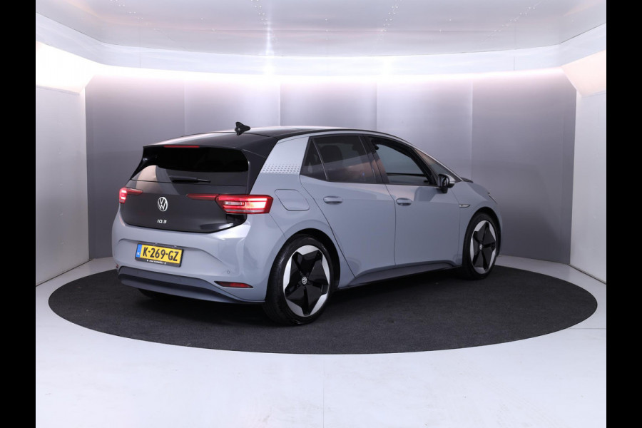 Volkswagen ID.3 First Max 58 kWh Pano.dak| Camera| dodehoek| Navi| LED| verwarmd stuur/vrstoelen