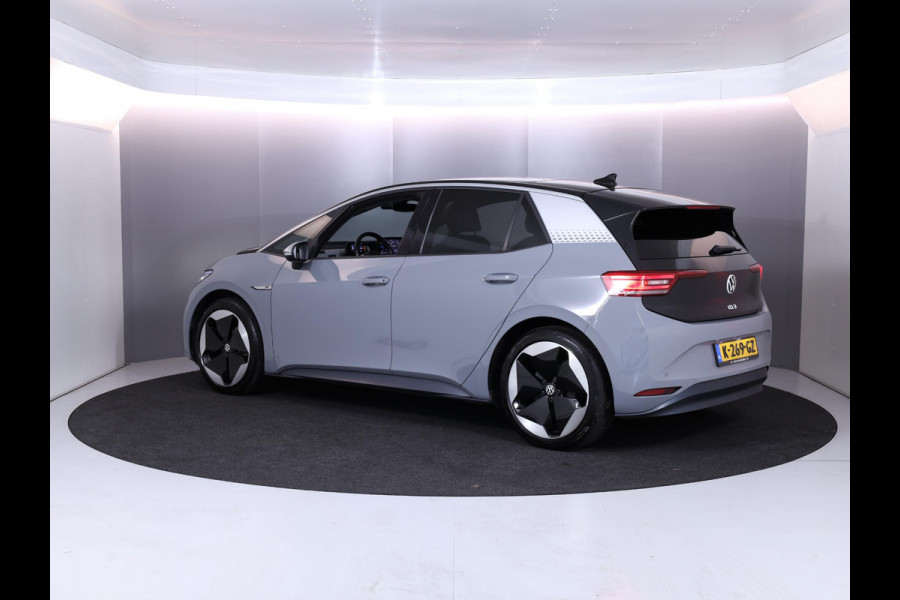 Volkswagen ID.3 First Max 58 kWh Pano.dak| Camera| dodehoek| Navi| LED| verwarmd stuur/vrstoelen