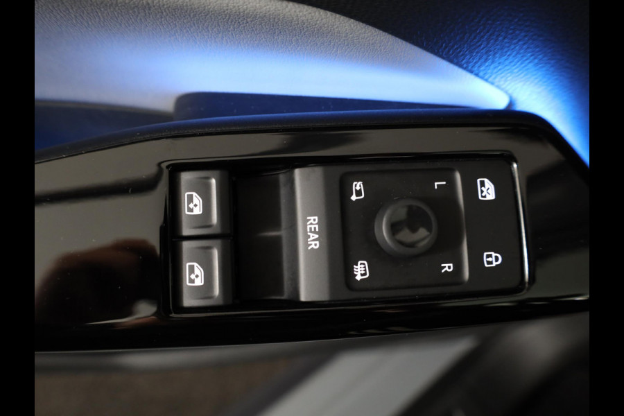 Volkswagen ID.3 First Max 58 kWh Pano.dak| Camera| dodehoek| Navi| LED| verwarmd stuur/vrstoelen