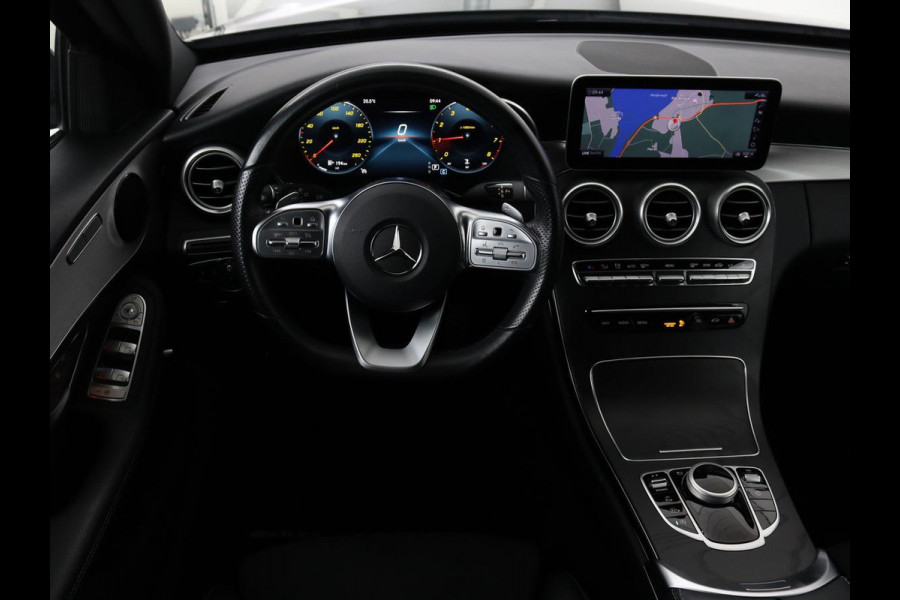 Mercedes-Benz C-Klasse 160 Business Solutions AMG | Stoelverwarming | Trekhaak | Leder/Alcantara | Camera | Navigatie | Park Assist | Full LED | Climate control