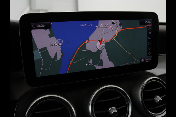 Mercedes-Benz C-Klasse 160 Business Solutions AMG | Stoelverwarming | Trekhaak | Leder/Alcantara | Camera | Navigatie | Park Assist | Full LED | Climate control