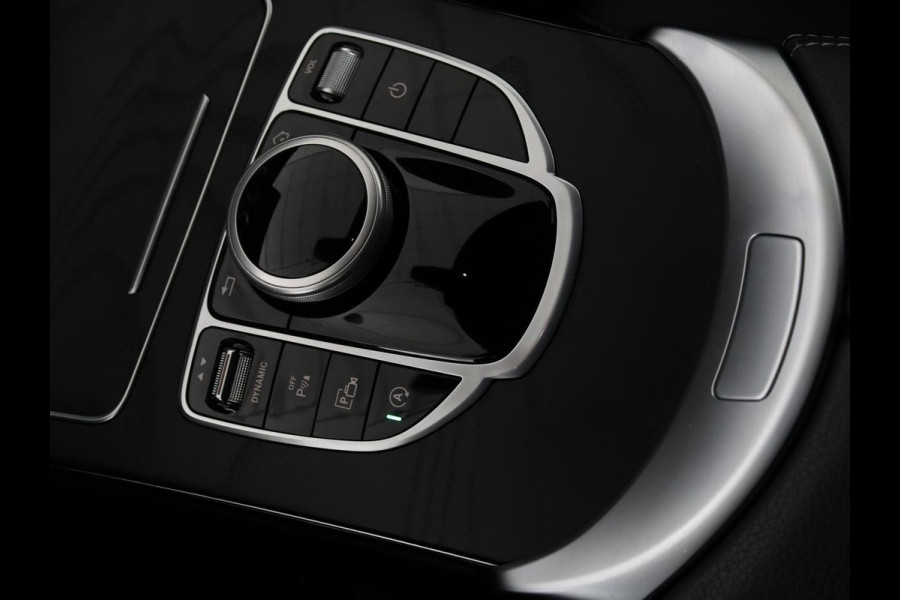 Mercedes-Benz C-Klasse 160 Business Solutions AMG | Stoelverwarming | Trekhaak | Leder/Alcantara | Camera | Navigatie | Park Assist | Full LED | Climate control