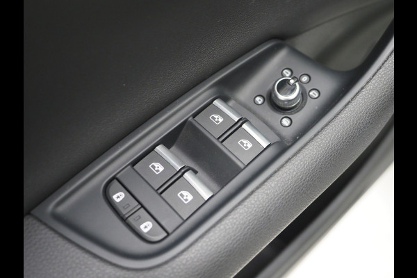 Audi Q7 55 TFSIe Quattro Black Optic | Virtual Cockpit | Luchtvering | Camera | Adaptive Cruise | Trekhaak