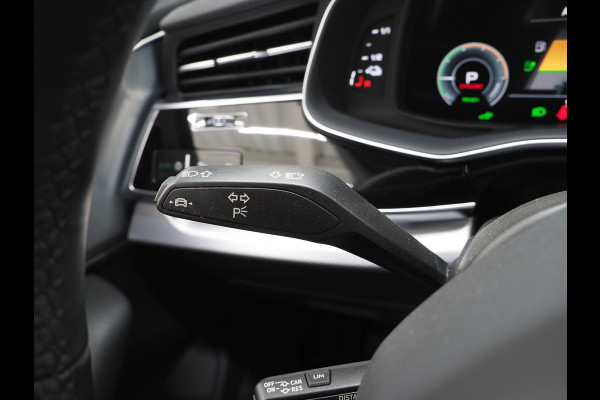 Audi Q7 55 TFSIe Quattro Black Optic | Virtual Cockpit | Luchtvering | Camera | Adaptive Cruise | Trekhaak