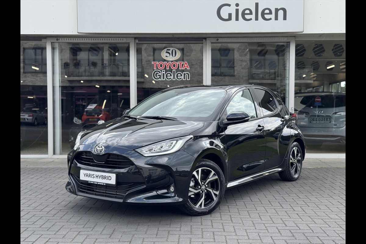 Toyota Yaris 1.5 Hybrid Dynamic Plus | Stoel + Stuurverwarming, Parkeercamera, Keyless, Startknop, 16 inch, Apple CarPlay/Android Auto