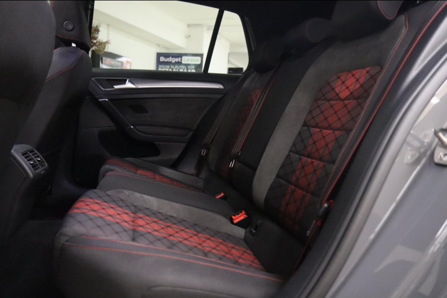 Volkswagen Golf 2.0 TSI GTI TCR /PANO/CAM/KEYLESS/ACC/LANEASSIST/VOL