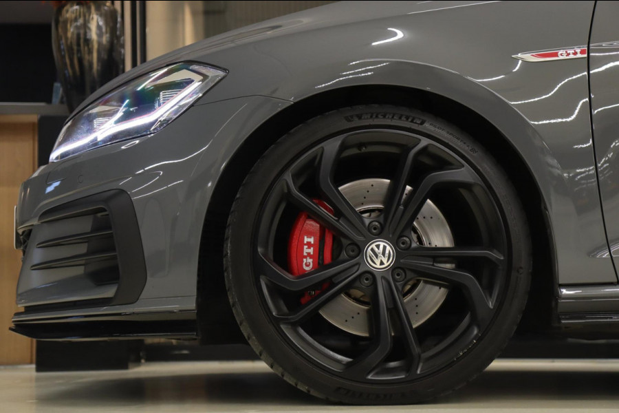 Volkswagen Golf 2.0 TSI GTI TCR /PANO/CAM/KEYLESS/ACC/LANEASSIST/VOL