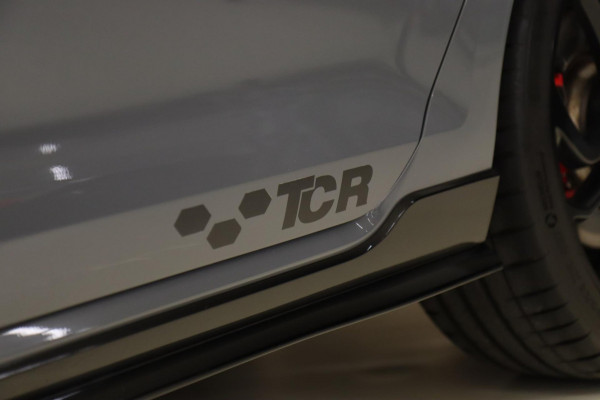 Volkswagen Golf 2.0 TSI GTI TCR /PANO/CAM/KEYLESS/ACC/LANEASSIST/VOL