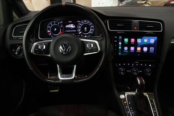 Volkswagen Golf 2.0 TSI GTI TCR /PANO/CAM/KEYLESS/ACC/LANEASSIST/VOL