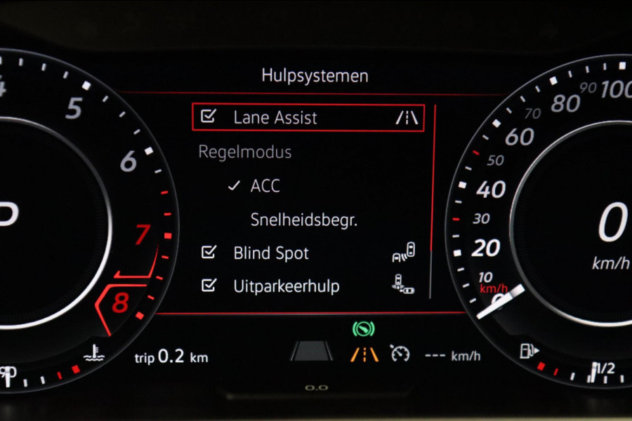 Volkswagen Golf 2.0 TSI GTI TCR /PANO/CAM/KEYLESS/ACC/LANEASSIST/VOL