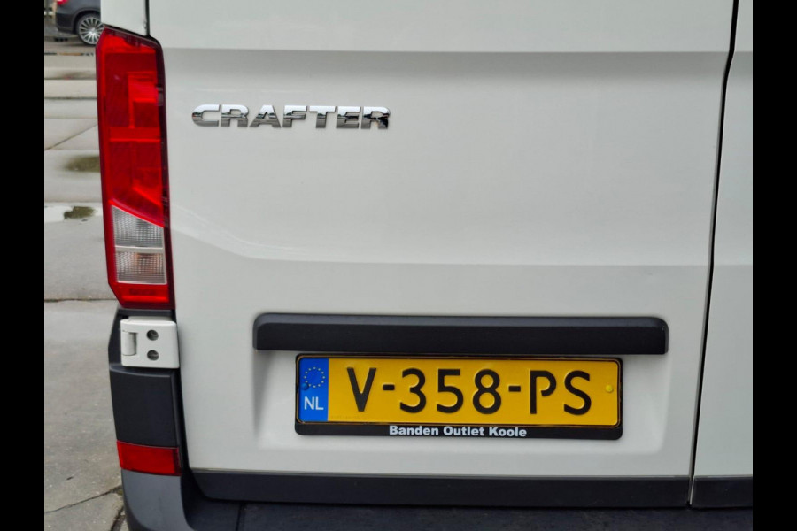 Volkswagen Crafter 35 2.0 TDI L3H3 Trendline AIRCO / CRUISE CONTROLE / CAMERA / EURO 6 / L2H2