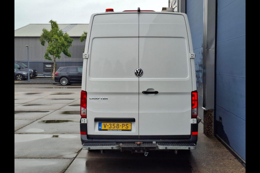 Volkswagen Crafter 35 2.0 TDI L3H3 Trendline AIRCO / CRUISE CONTROLE / CAMERA / EURO 6 / L2H2