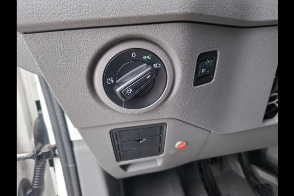 Volkswagen Crafter 35 2.0 TDI L3H3 Trendline AIRCO / CRUISE CONTROLE / CAMERA / EURO 6 / L2H2