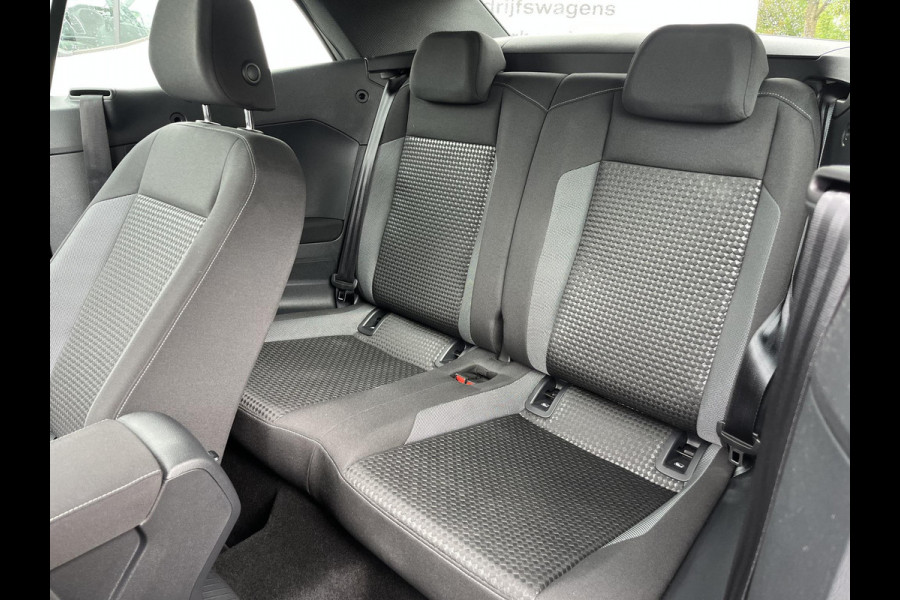 Volkswagen T-Roc Cabrio 1.5 TSI Style 150pk Automaat | Adaptieve Cruise | Stoelverwarming | Digitale Cock pit | Dealer onderhouden | Dodehoeksensoren