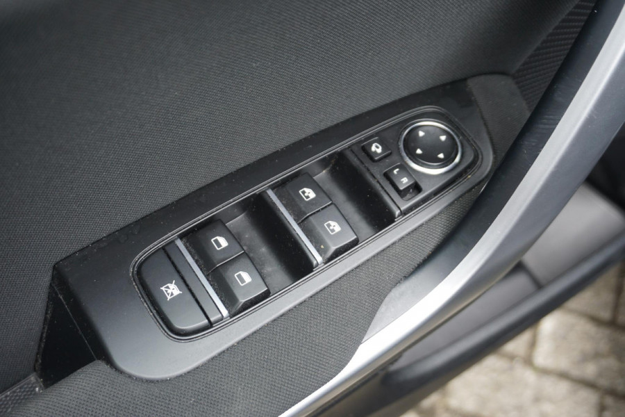 Kia Ceed 1.0 T-GDi 120PK DynamicLine/Geen Importauto/ Dealeronderhouden