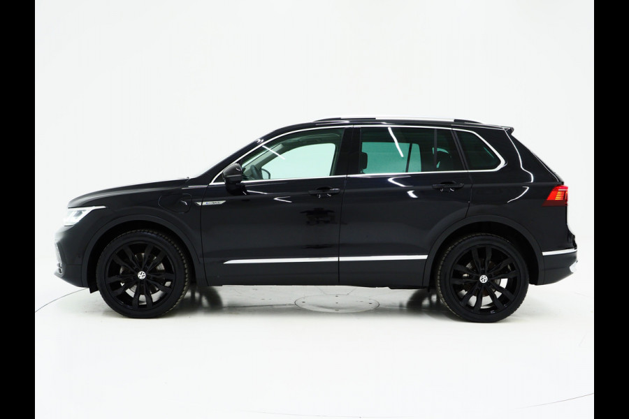 Volkswagen Tiguan 1.4 TSI eHybrid Elegance Exclusive | Panoramadak | 360 | Keyless | Adaptive Cruise | Carplay | Trekhaak