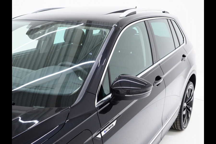 Volkswagen Tiguan 1.4 TSI eHybrid Elegance Exclusive | Panoramadak | 360 | Keyless | Adaptive Cruise | Carplay | Trekhaak
