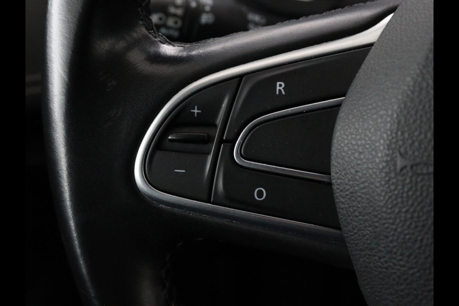 Renault Scénic 1.3 TCe Bose | Automaat | Camera | Massage | Carplay | Navigatie | Keyless | Full LED | Climate control | Dodehoek detectie