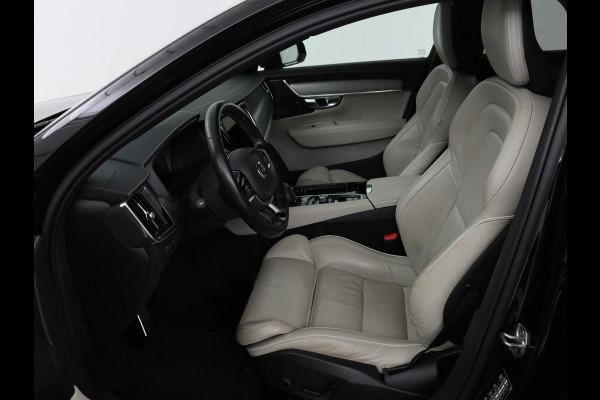 Volvo V90 2.0 T8 AWD R-Design | Panoramadak | Head-Up | Trekhaak | Stoel & stuurverwarming | Leder | 360 camera | Luchtvering | Harman/Kardon | Adaptive cruise | Achterbankverwarming
