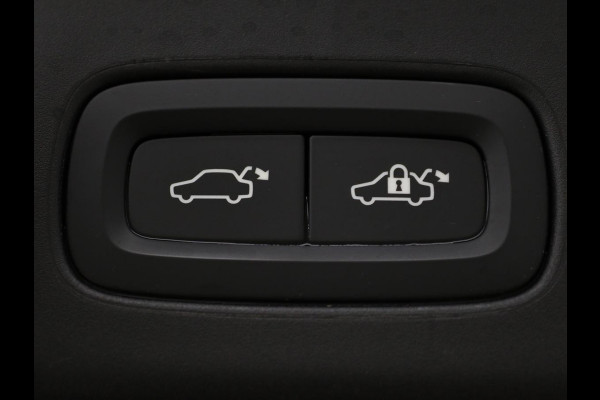 Volvo V90 2.0 T8 AWD R-Design | Panoramadak | Head-Up | Trekhaak | Stoel & stuurverwarming | Leder | 360 camera | Luchtvering | Harman/Kardon | Adaptive cruise | Achterbankverwarming
