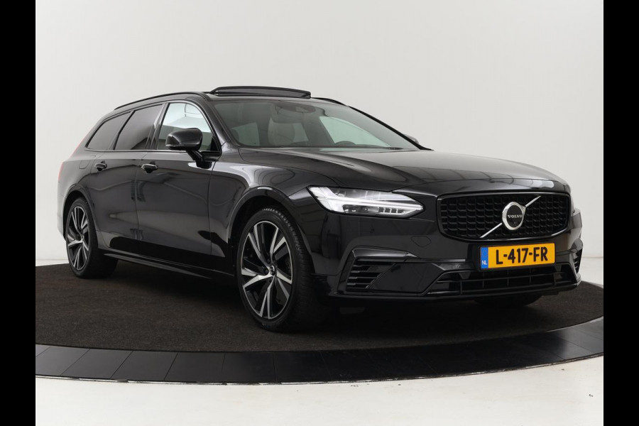 Volvo V90 2.0 T8 AWD R-Design | Panoramadak | Head-Up | Trekhaak | Stoel & stuurverwarming | Leder | 360 camera | Luchtvering | Harman/Kardon | Adaptive cruise | Achterbankverwarming