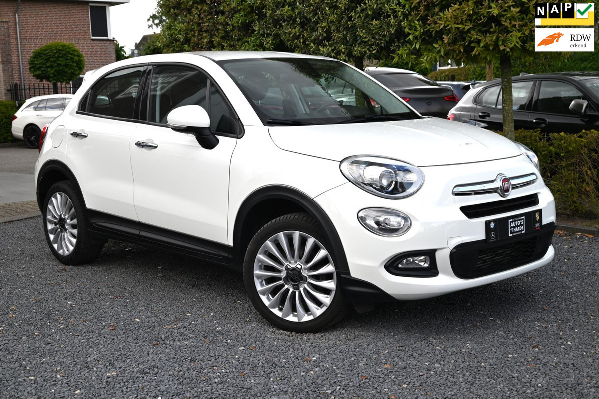 Fiat 500X 1.4 Turbo MultiAir Lounge 140 PK Aut. Xenon Camera Half/Leer Keyless 18''