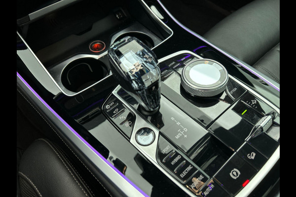 BMW X5 XDrive45e High Executive M-sport (Panorama, Comfort Stoelen, Adaptieve Cruise, Massage Stoelen, Carplay, Etc)