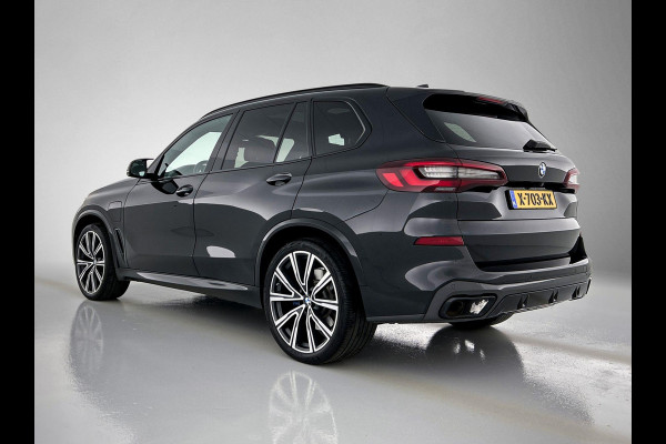 BMW X5 XDrive45e High Executive M-sport (Panorama, Comfort Stoelen, Adaptieve Cruise, Massage Stoelen, Carplay, Etc)