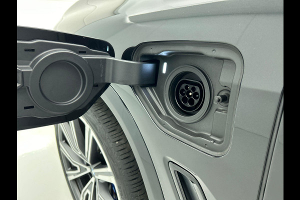 BMW X5 XDrive45e High Executive M-sport (Panorama, Comfort Stoelen, Adaptieve Cruise, Massage Stoelen, Carplay, Etc)