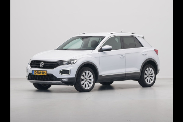 Volkswagen T-Roc 1.5 TSI 150pk DSG Sport Navigatie Camera Acc Executive Getint glas 205