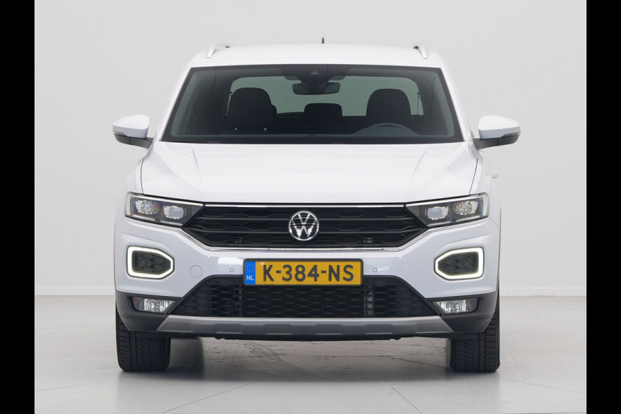 Volkswagen T-Roc 1.5 TSI 150pk DSG Sport Navigatie Camera Acc Executive Getint glas 205