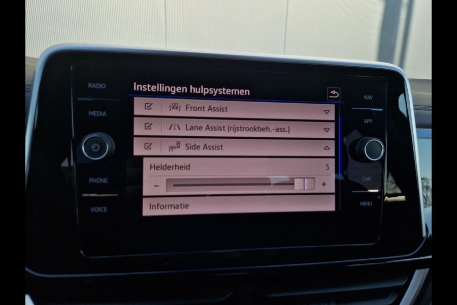 Volkswagen T-Roc 1.5 TSI DSG 150PK 2xR-Line /1e eigenaar /garantie