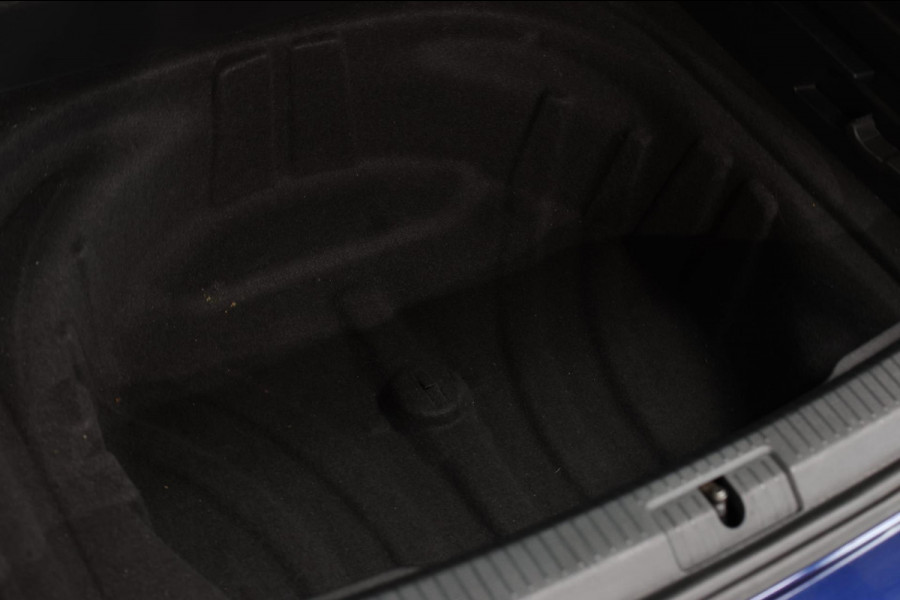 Volkswagen GOLF Variant 1.5 TSI 3X R-Line *Camera*Virtual*Keyless*DSG*Matrix Led*